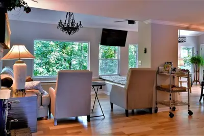 Image de Not accepting bookings for now. Vacation Home On Lake Lanier