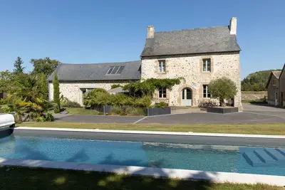 Image de Manoir de la Nogrie - Gite La Grange 4*, Cosy home avec Spa &Piscine chauffée