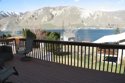Gorgeous river view  -Winter & Summer fun-