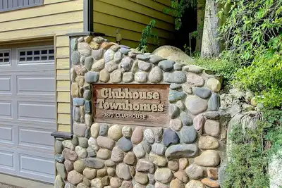 Image de Mountain Town home