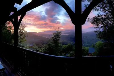 Image de Stunning Views - Great Location
