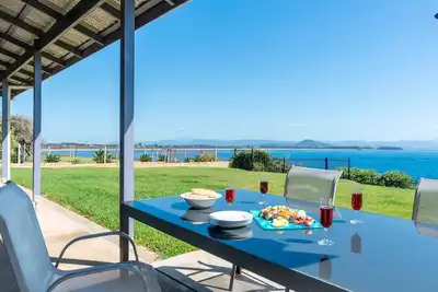 Image de Cliff Cottage – Stay 3, Pay 2!