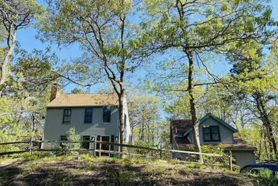 Image de Wellfleet Woodlands Escape - Privacy in the Pines!