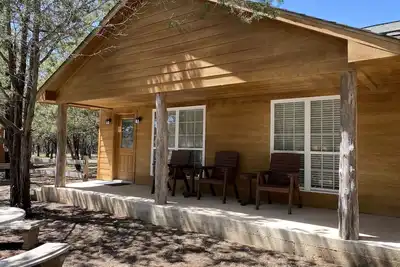 Image de Casa Cabin A, 1br/1ba, Sleeps 4, Porch, Grill, Firepit