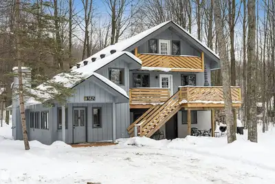 Image de Snowflake Lodge - Harbor Springs! Nub's + Boyne! Golf + Ski! !