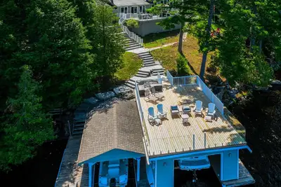 Image de Island Property on Lake Muskoka! 4brdm, 3 bath! Best Internet! Sup, Kayak