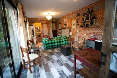 Image de Majikal BnB Martinlandia (Black Clay)