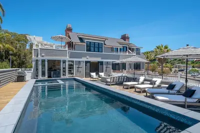Image de Avila Beach Palmera - Private Pool, 4 King Master Suites and Steps From the Sand
