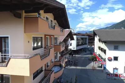 Image de Appartement 'Appartements Windschnur Hollerbusch' avec vue sur la montagne et Wi-Fi