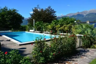 Image de 5 room apartment with terrace, balcony, pool, children's pool and table tennis table