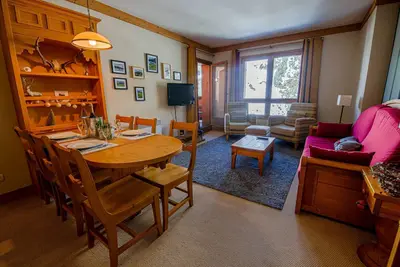 Image de Spacieux appart 4 à 6 couchages- Résidence de standing- Arc 1950- skis aux pieds