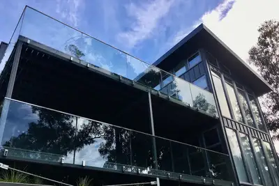 Image de The Glasshouse - Contemporary modern design - perfect place to unwind