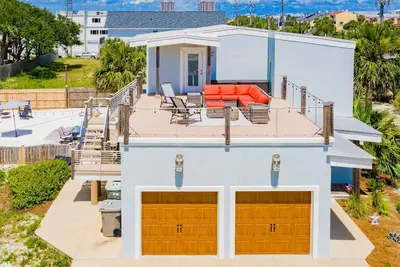 Image de Soundside - Stunning Gulf Views, Steps to Beach!