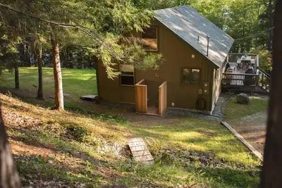 Image de Peaceful Family-Friendly Sunapee Lake\/Ski Retreat