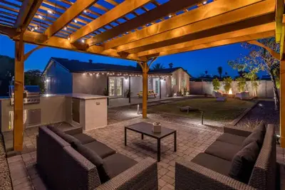 Image de Modern Farmhouse Living in Phoenix -Prime Location