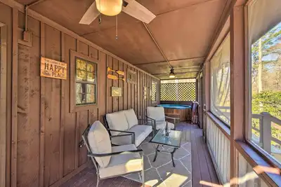 Image de Creekside Cabin in the Blue Ridge Mountains!