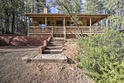Image de Porch, Grill + Loft: Rustic Rim Country Retreat!