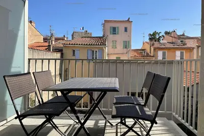 Image de Appartement T3 moderne au centre ville port commerces et plage à pieds pour 6