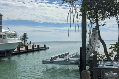 Image de Casita Mar 2/2 Canal, Direct Ocean Spring is in the air!