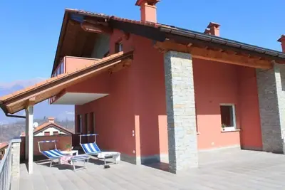 Image de 4-room apartment with terrace, pool, slide, swing and sandpit