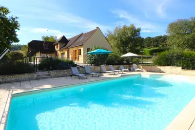 Image de Attractive holiday home with private gated pool, large enclosed garden & views