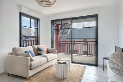 Image de Bel appartement pour 4 - Balcon - 50m de la plage