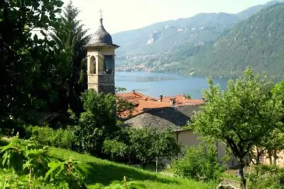 Image de Casa Silvana avec grand jardin panoramique et vue superbe sur le lac d'Orta