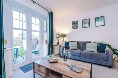 Image de Modern house, ideal for contractors, sleeps 8!