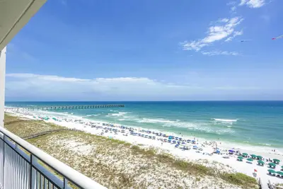 Image de Spectacular views from this Gulf Front, 7th flr condo at The Pearl of Navarre