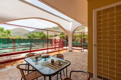 Image de House in Mondello with sun terrace a few steps from the sea and the center