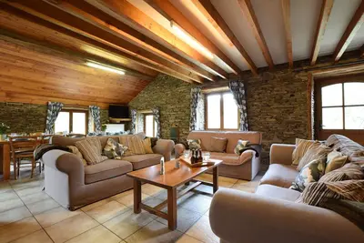 Image de Jolie maison de vacances avec terrasse à Frahan