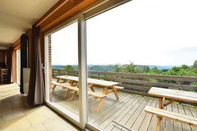 Image de Maison de vacances א Hastiטre avec terrasse
