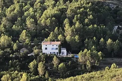 Image de Exceptional Mas 26Om2 swimming pool on 1. 3 ha in natural space10km from Avignon