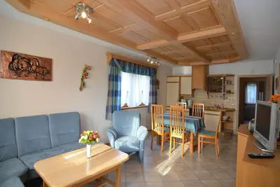 Image de Appartement spacieux à Stocking avec forêt