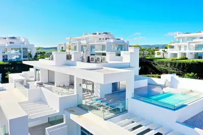 Image de Nouveau Penthouse moderne unique, lagon aux eaux cristallines de 14000 m2, plage