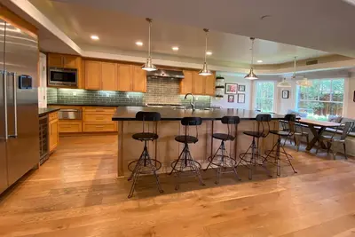 Image de Vivre dans le luxe, mĂŞme si vous avez des enfants - nouvelle construction, 4br, 4. 5ba, 3600 ft