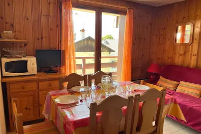 Image de Appartement 2 pièces avec coin nuit, 4-6 pers, près du centre, animaux admis