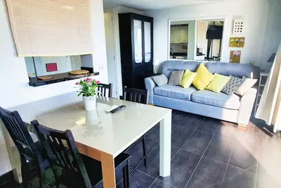 Image de Skol 316. Attractive 1 Bedroom Duplex Apartment with Sea View in Skol Marbella