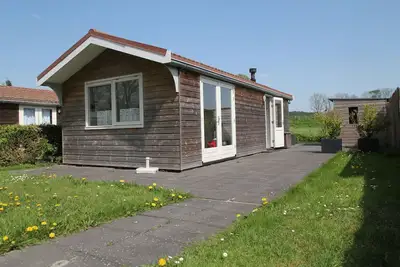 Image de Bungalow confortable près de la plage