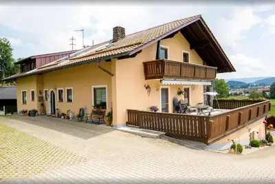 Image de \"Haus Osserblick\" - peace and quiet - switch off - recharge your batteries - Apartment Osserblick 3 stars