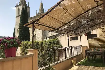 Image de Coeur de Goudargues appartement duplex terrasse plancha clim chien sur demande