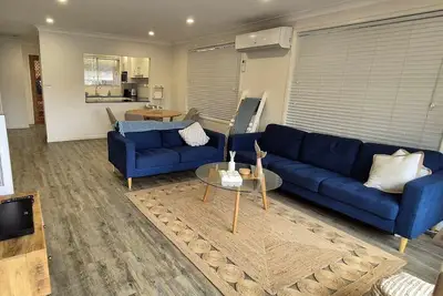 Image de The perfect beachside getaway, Bring along your furry family members too!