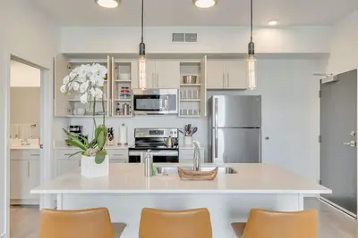 Image de Executive 1br/1ba CoWorking Dream Space