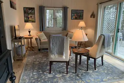 Image de Coveside Cottage-on the shore overlooking Bass Hbr