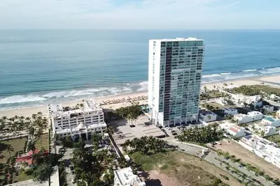 Image de 3 bedroom, fully furnished, condo with amazing view and sunsets