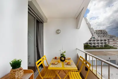 Image de Appartement avec climatisation, Wifi, Tv, terrasse, animaux admis, vue panoramique, parking