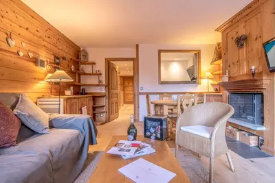 Image de Charmant Duplex 4* aux Pieds des Pistes avec Cheminée et Services de Conciergerie
