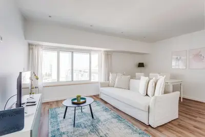 Image de Savory Grey Apartment, Wifi, Ac! new!