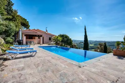 Image de Maison avec vue sur la mer, piscine à débordement et intimité totale
