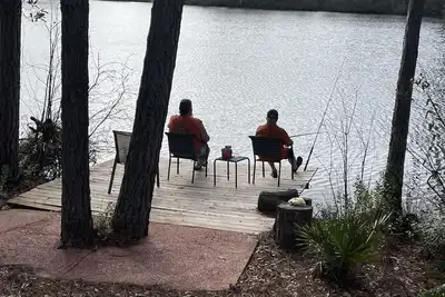 Image de Pensacola Fresh Water Lake Home